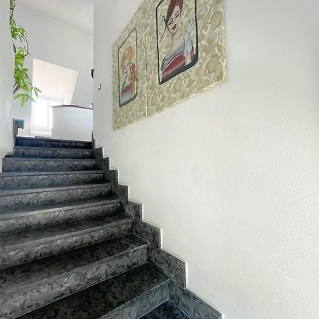 Elegante Appartamento 100 Mq Parcheggio - Wi Fi Savona Ngoại thất bức ảnh